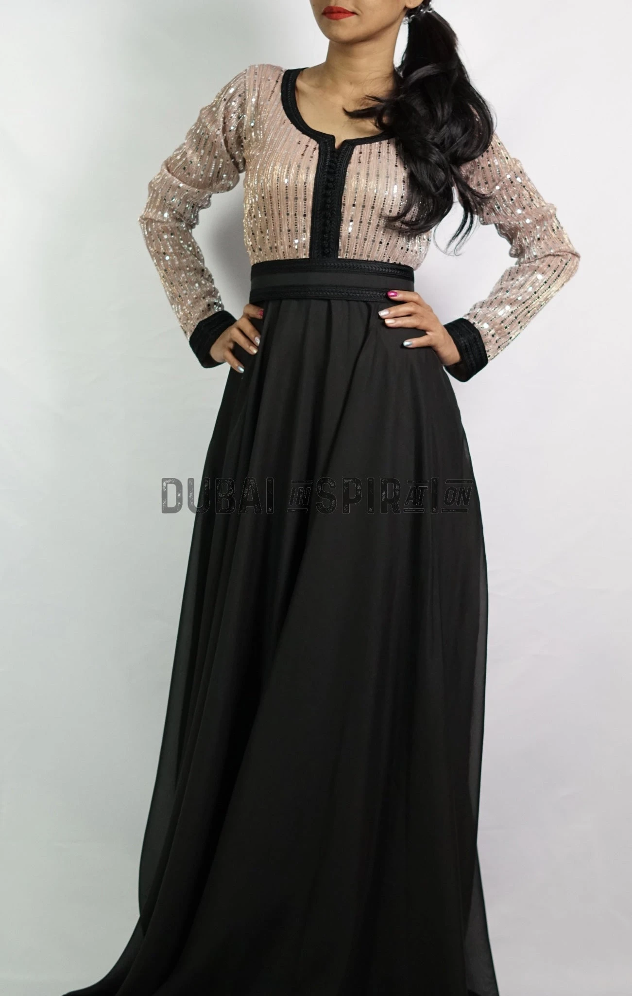 Robe Nora